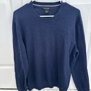 Banana Republic Men's Navy Sweater
